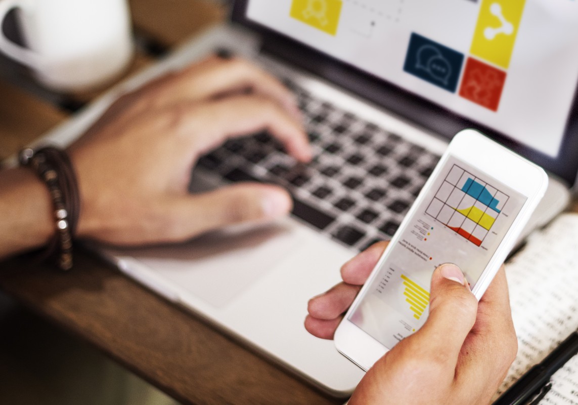 Wie funktioniert Mobile First Indexing und wie beeinflusst dieses SEO?