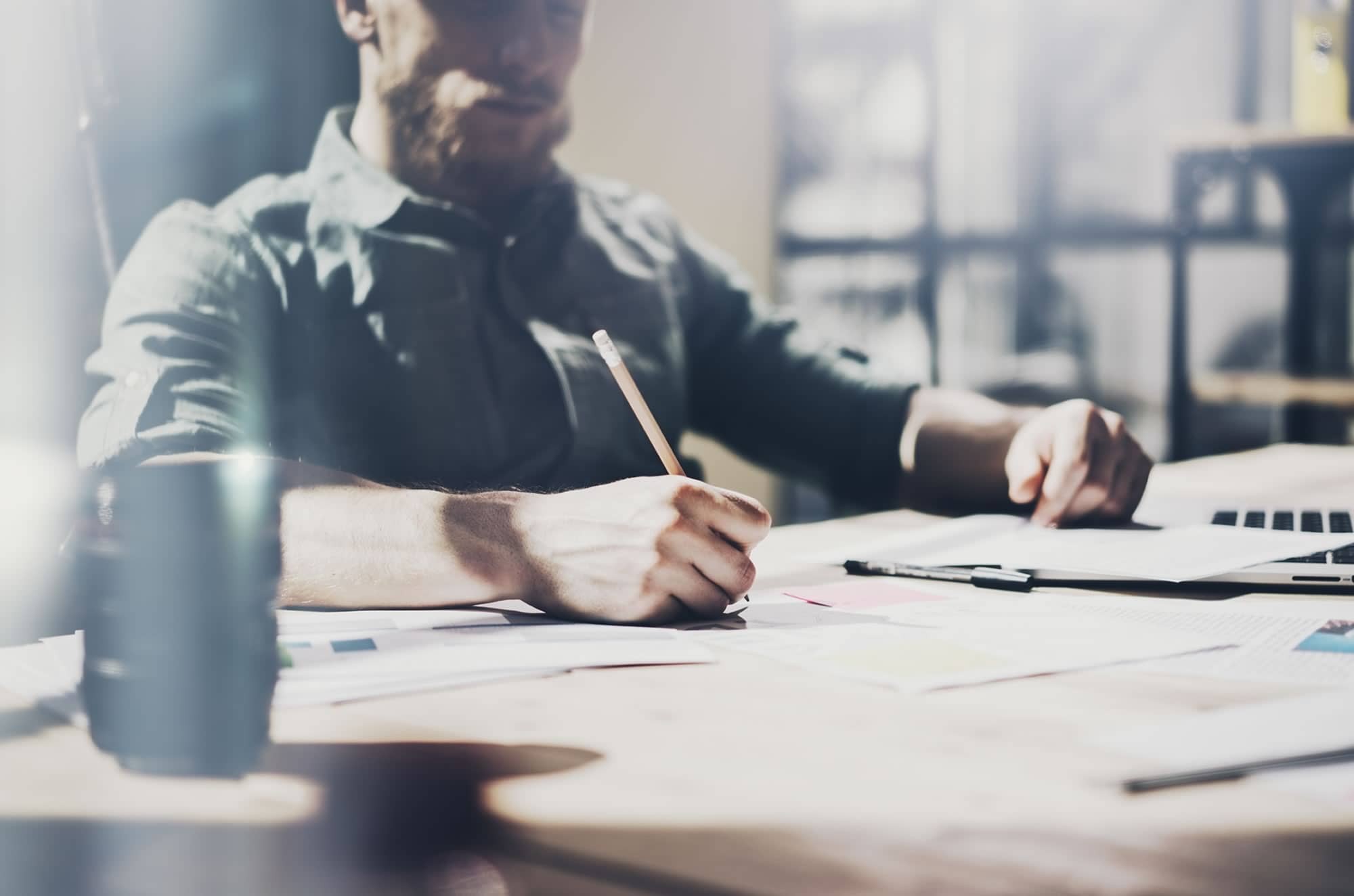 8 kwaliteiten van een webdesigner die effectief voor u zal werken